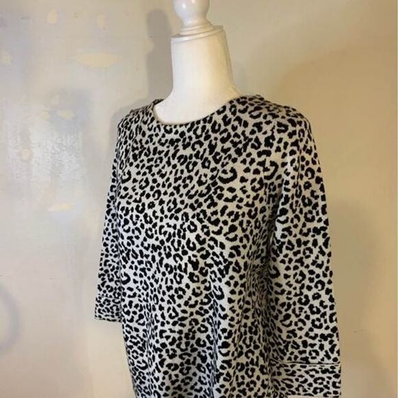 Cynthia Rowley Women’s leopard print sweater size M - Picture 5 of 7